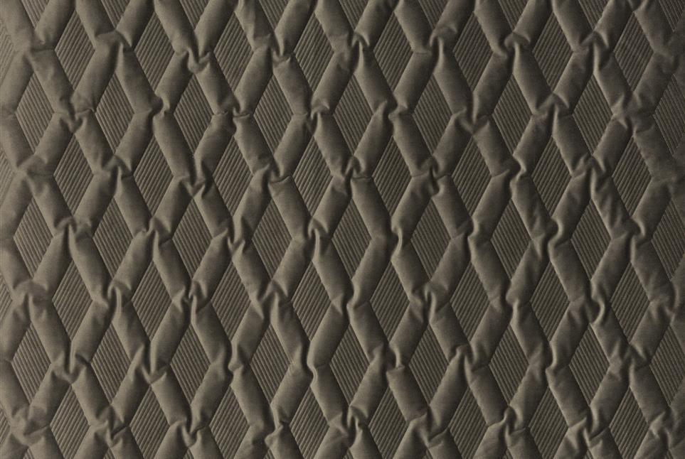 Luca Rhomb 040