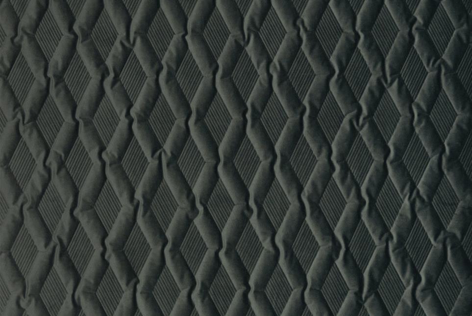 Luca Rhomb 070